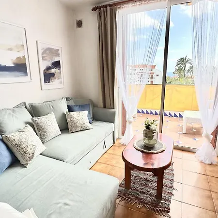 Azure Heaven By Deihu Experiences * Playa de las Americas (Tenerife)